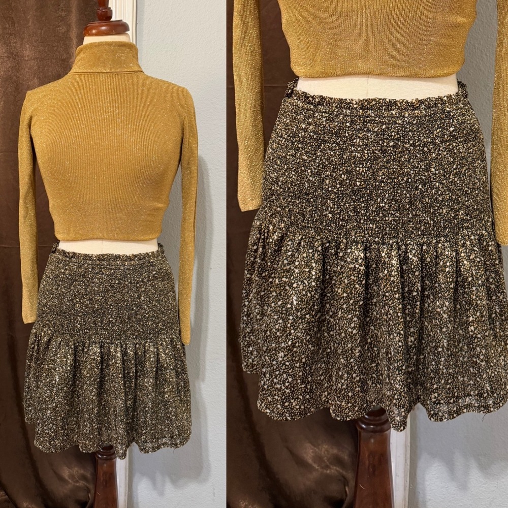 INA Ditsy Floral Mini Skirt Size M Smocked Waist Ruffle Black Tan Romantic Boho